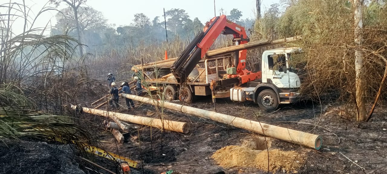 ENDE pide evitar chaqueos tras incendio que ocasionó interrupción del servicio eléctrico en Pando