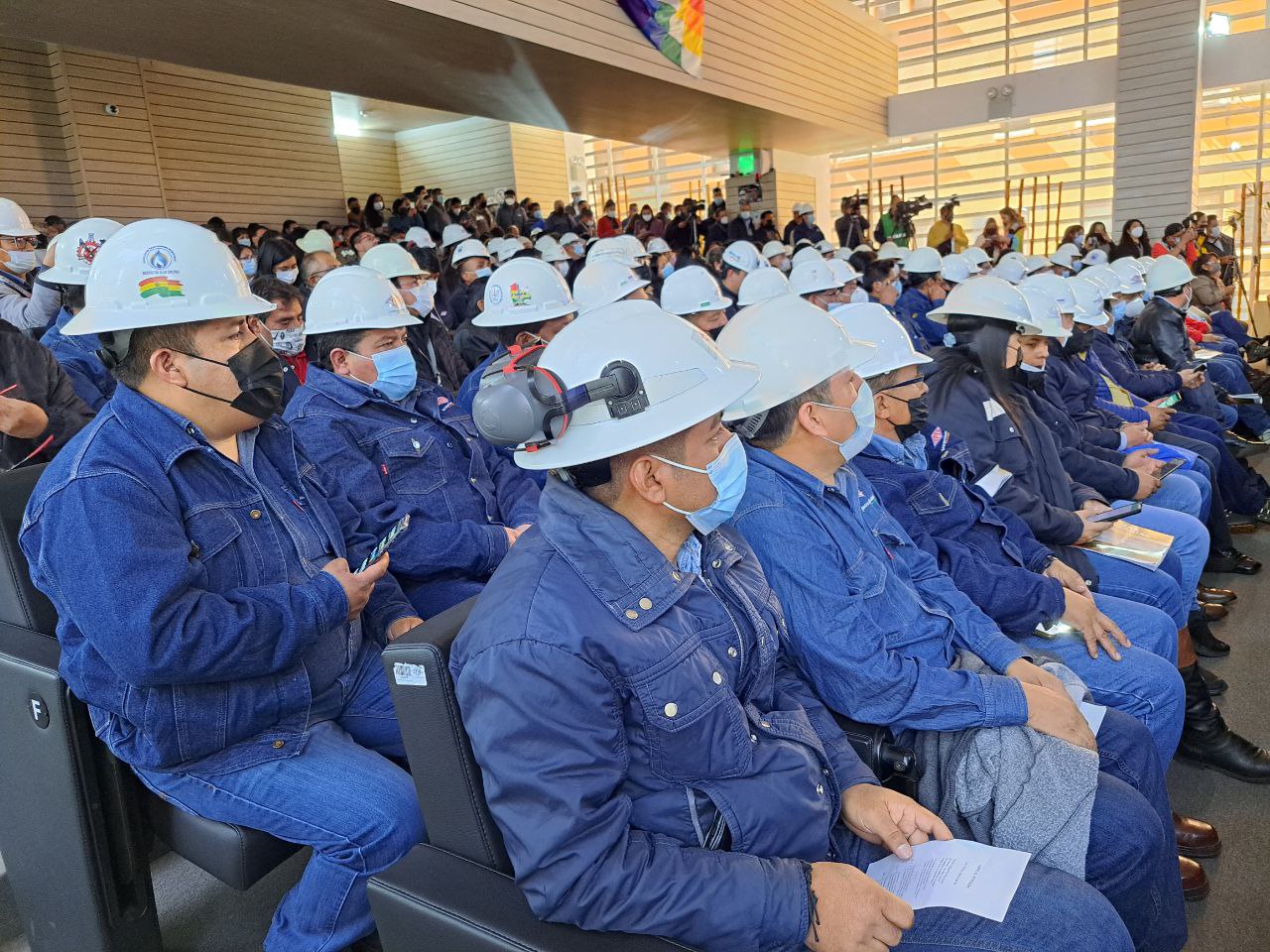 Augusto Blanco asume la dirigencia de la Federación Sindical de Trabajadores Petroleros de Bolivia