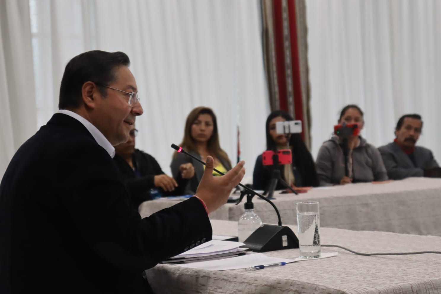 Presidente destaca construcción de infraestructura para garantizar abastecimiento de agua en el país 