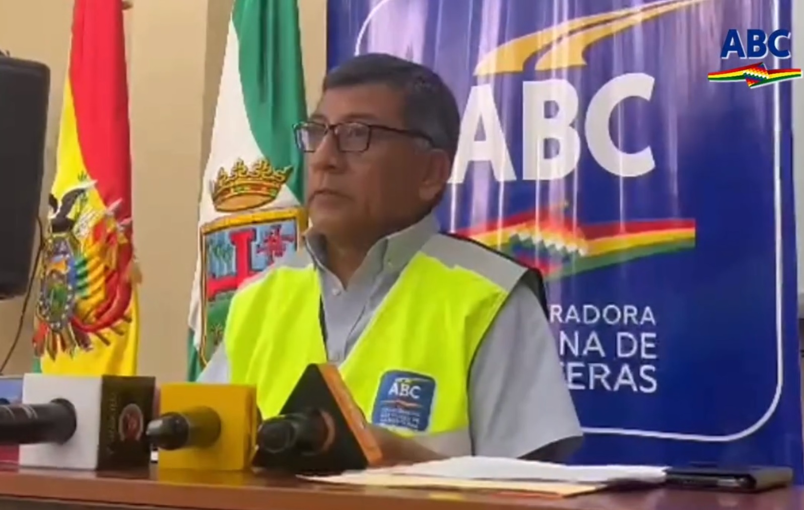 En el diálogo técnico Gobernación cruceña mantiene rechazo a vía Buena Vista-Las Cruces
