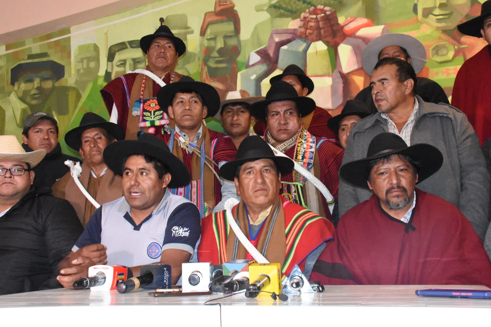 CSUTCB cierra filas en contra del anuncio de bloqueo e instruye a sus bases mantener la unidad