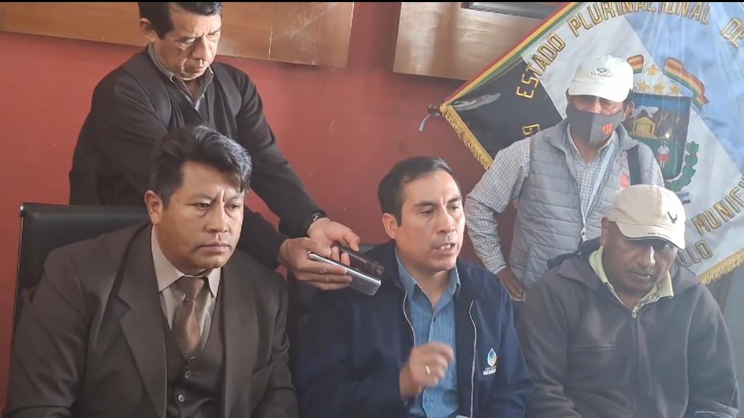 Conferencia de prensa de presentación de acciones para cuidar el río Chijllawiri. Foto: ABI.