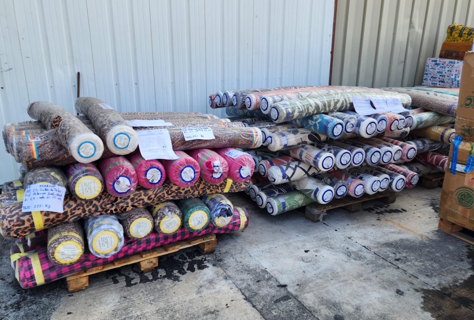 Aduana dispone 12 toneladas de mercancía en la Subasta electrónica 2023 