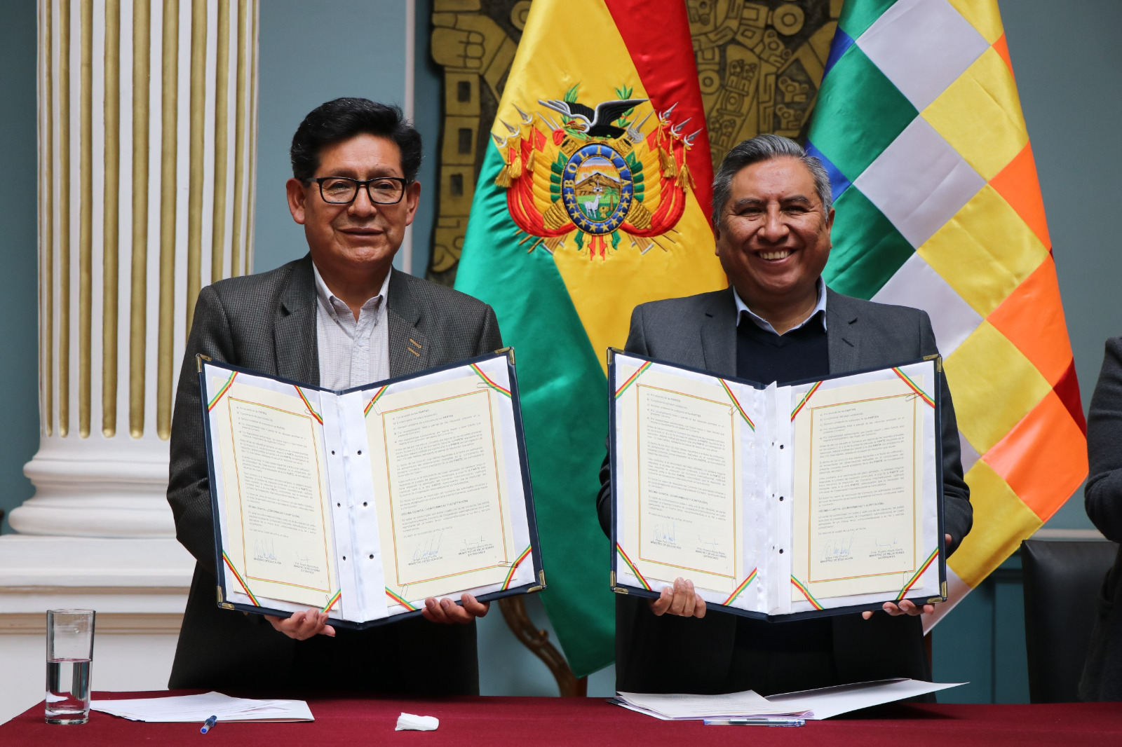 Bolivia logra que al menos 12.000 nacionales en el exterior se formen en áreas técnicas y logren el bachillerato