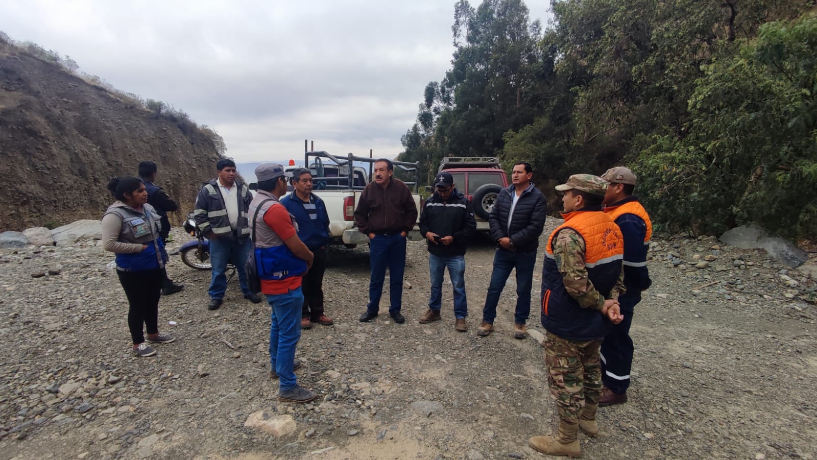 Defensa Civil inspecciona trabajos preventivos en la Cuenca Taquiña