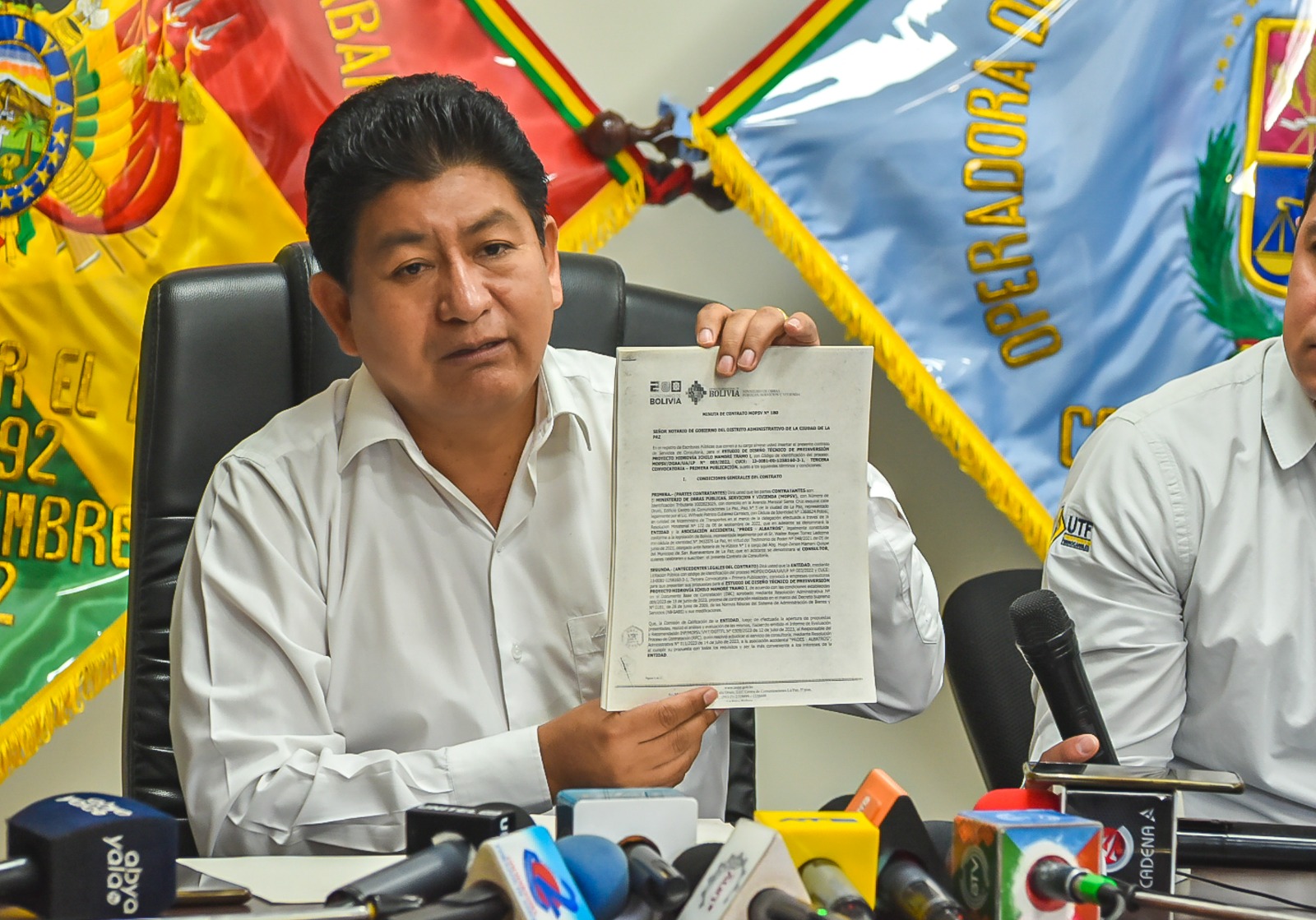 Gobierno firma contrato para el estudio técnico de preinversión del tramo I de la Hidrovía Ichilo – Mamoré