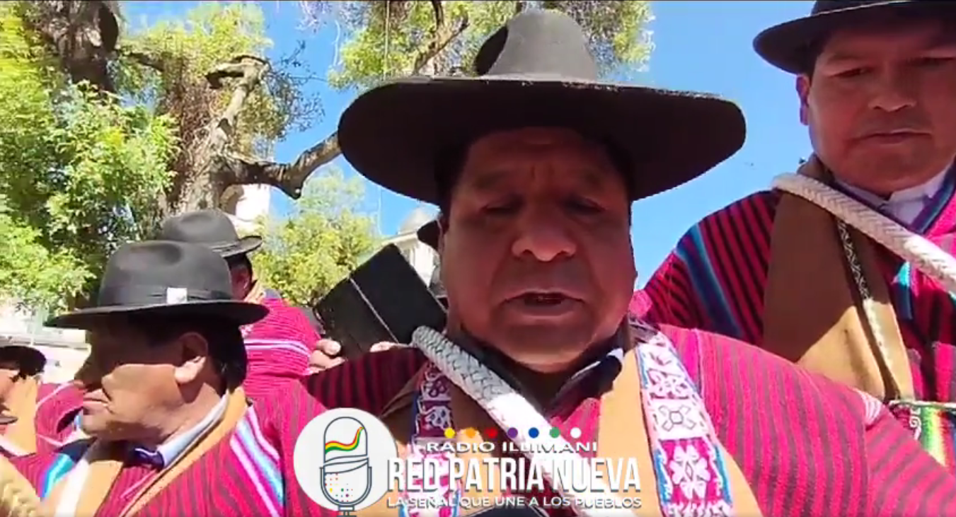 Trabajadores Campesinos de La Paz advierten con "chicotazos" a legisladores “evistas” que mantenían una huelga 