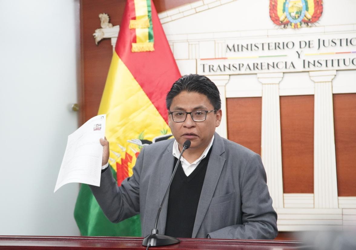 “Acuerdo” entre Morales y Mesa propicia rechazo al proyecto de ley de imprescriptibilidad de delitos sexuales contra menores