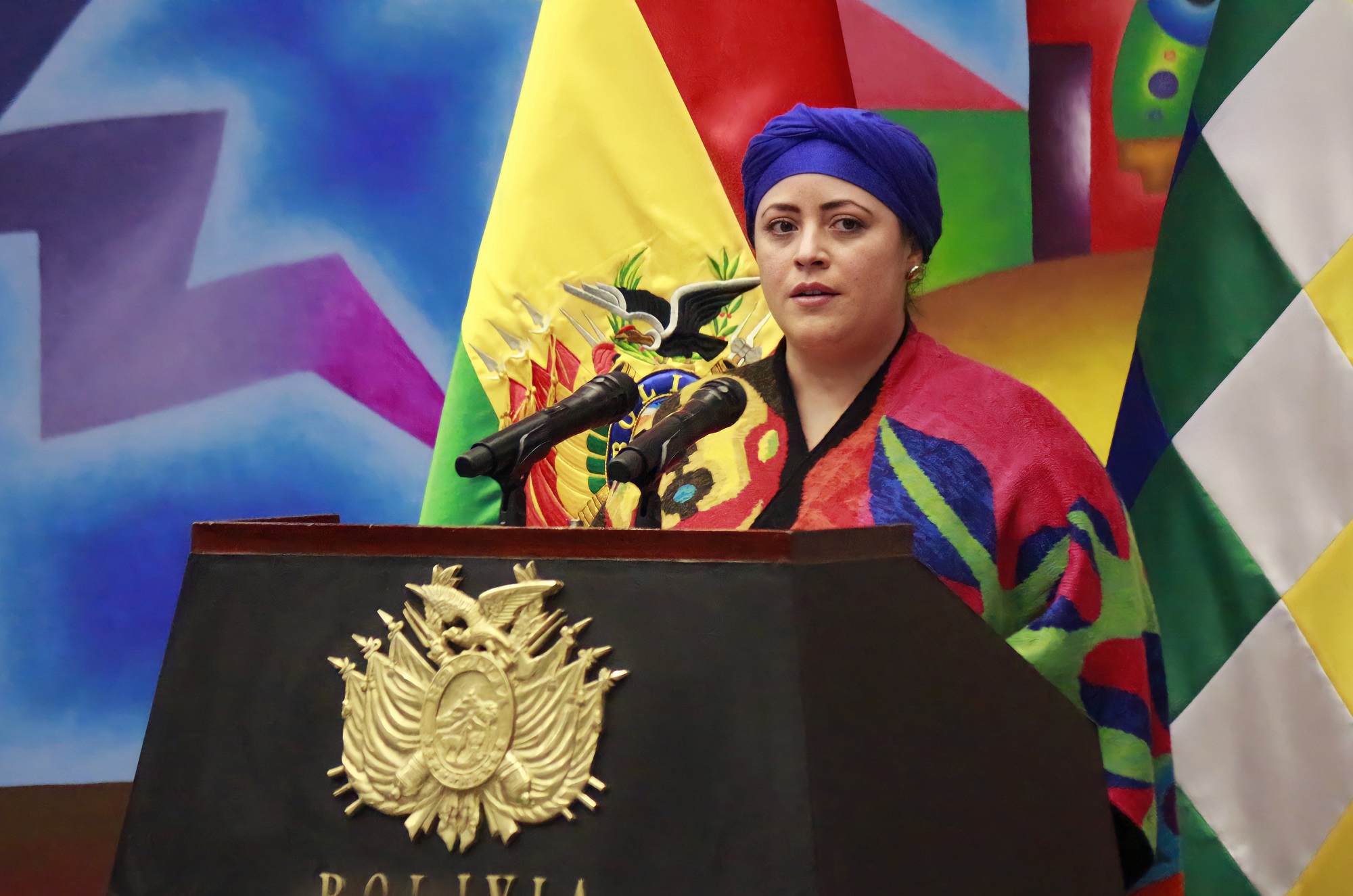 Ministra asegura que el Gobierno estará atento al cabildo de organizaciones sociales del 17 de octubre