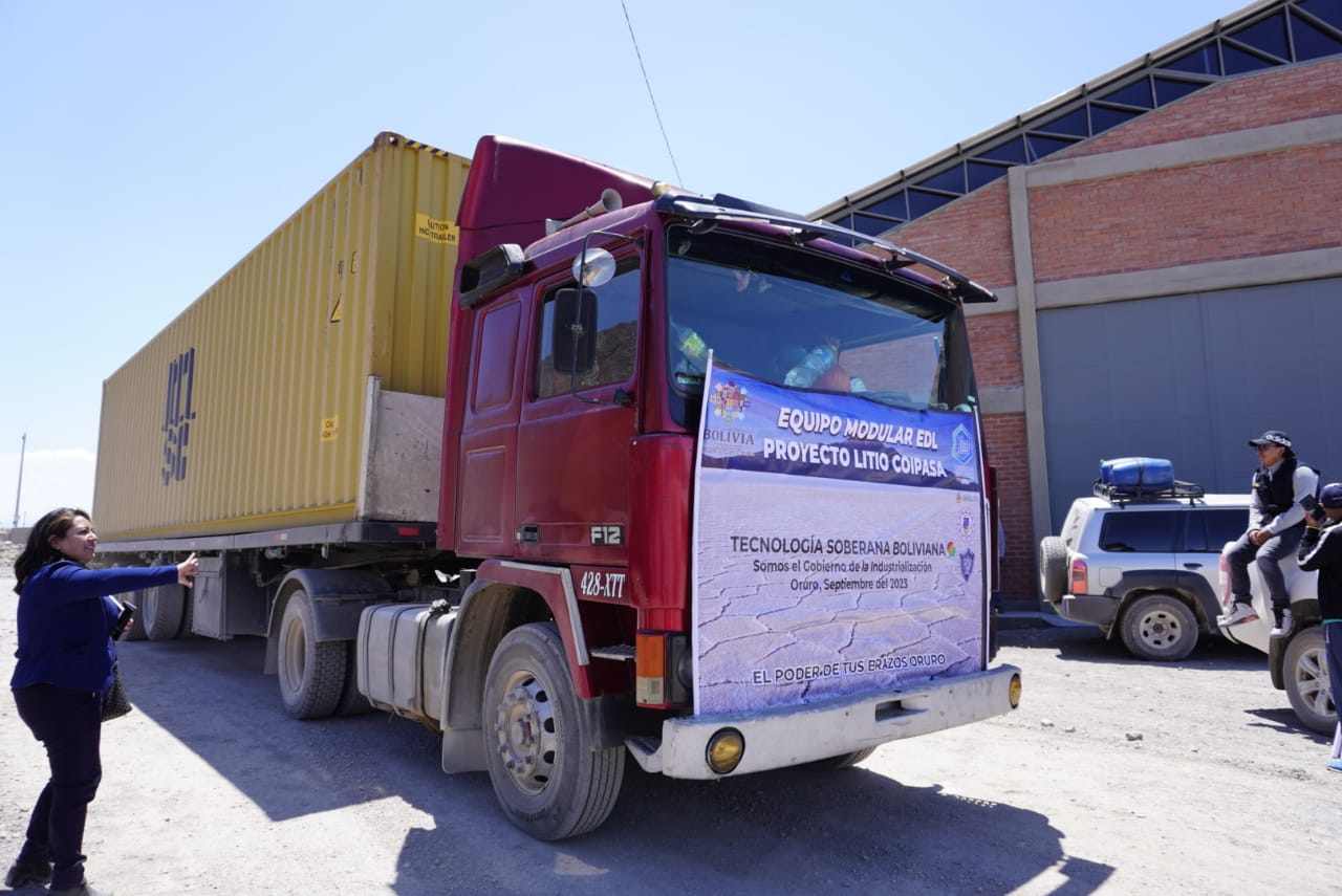 YLB erige planta experimental de extracción directa de litio en Coipasa con tecnología boliviana