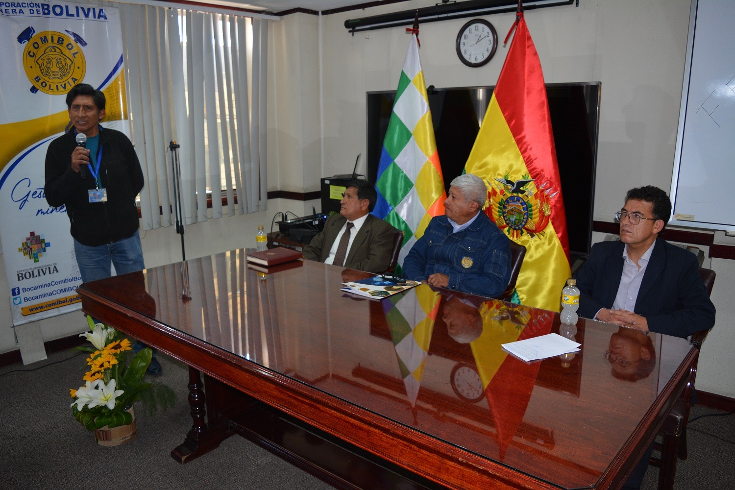 Comibol posesiona a dos nuevos gerentes con miras a cumplir retos a favor de la minería