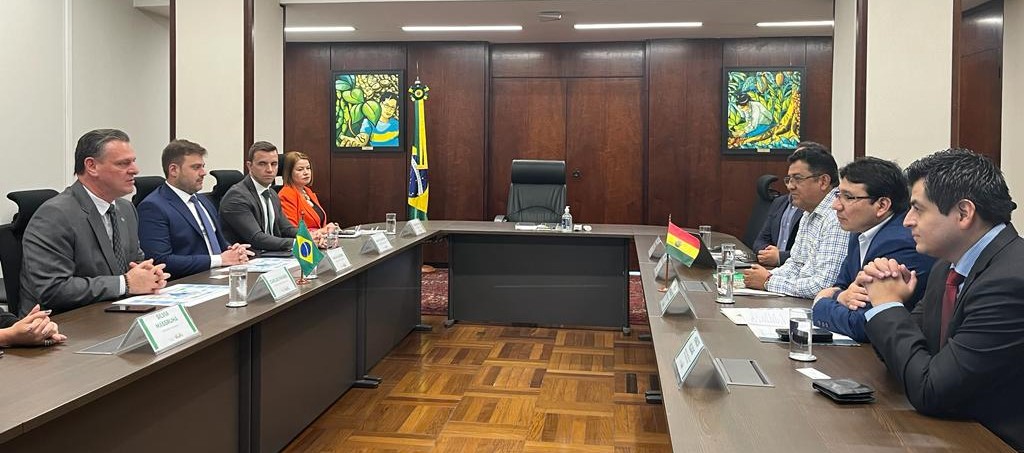 Bolivia y Brasil hablan de financiamiento para plantas de urea y cloruro de potasio