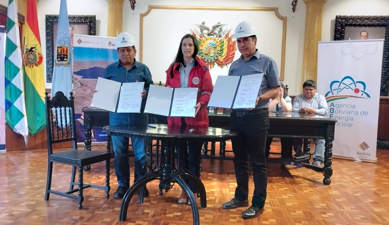 ABEN y Misicuni firman convenio para aplicar tecnología nuclear en el sistema de captación de agua