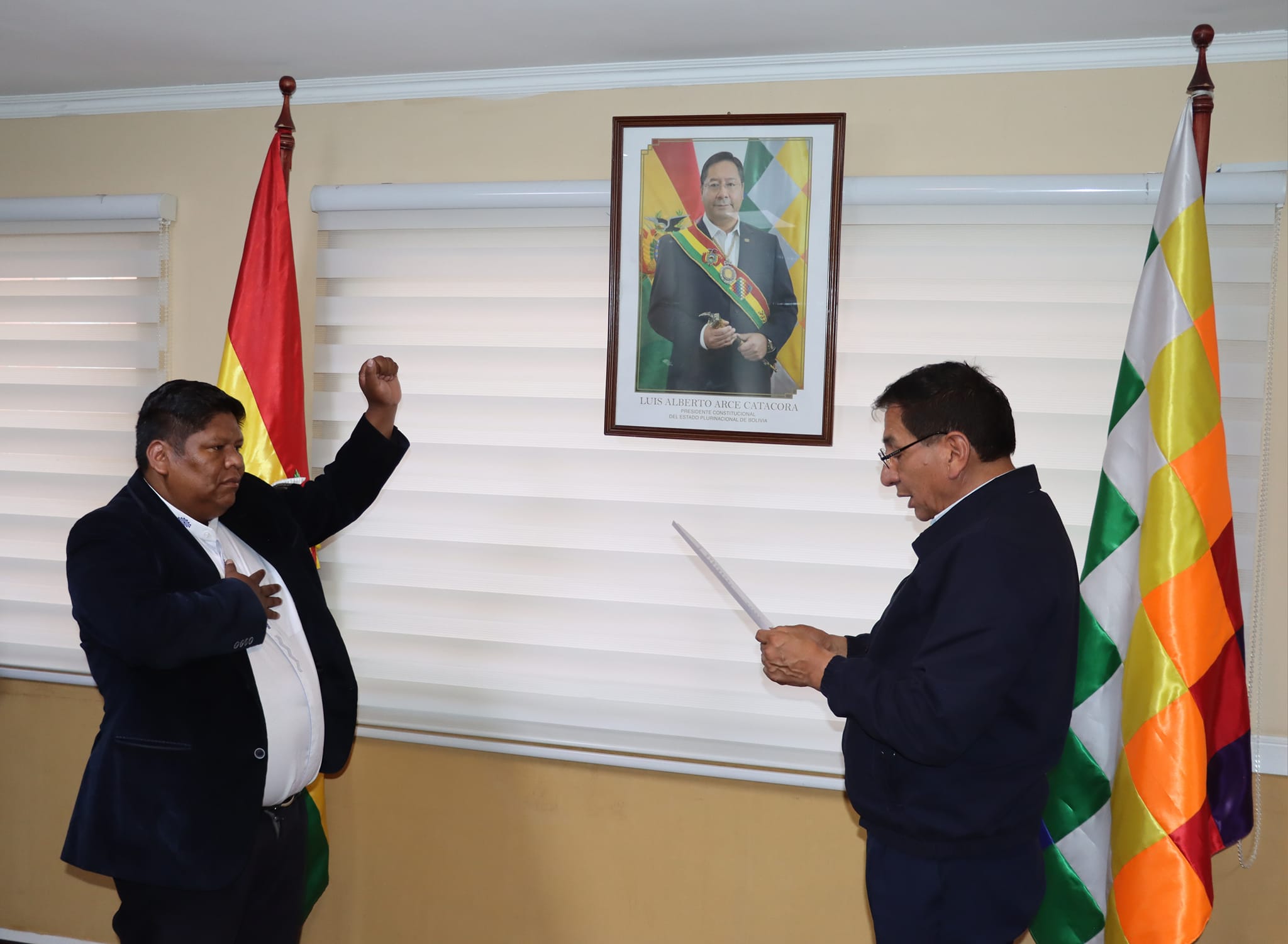 El expresidente de la ABC Henry Nina asume como director de Emagua