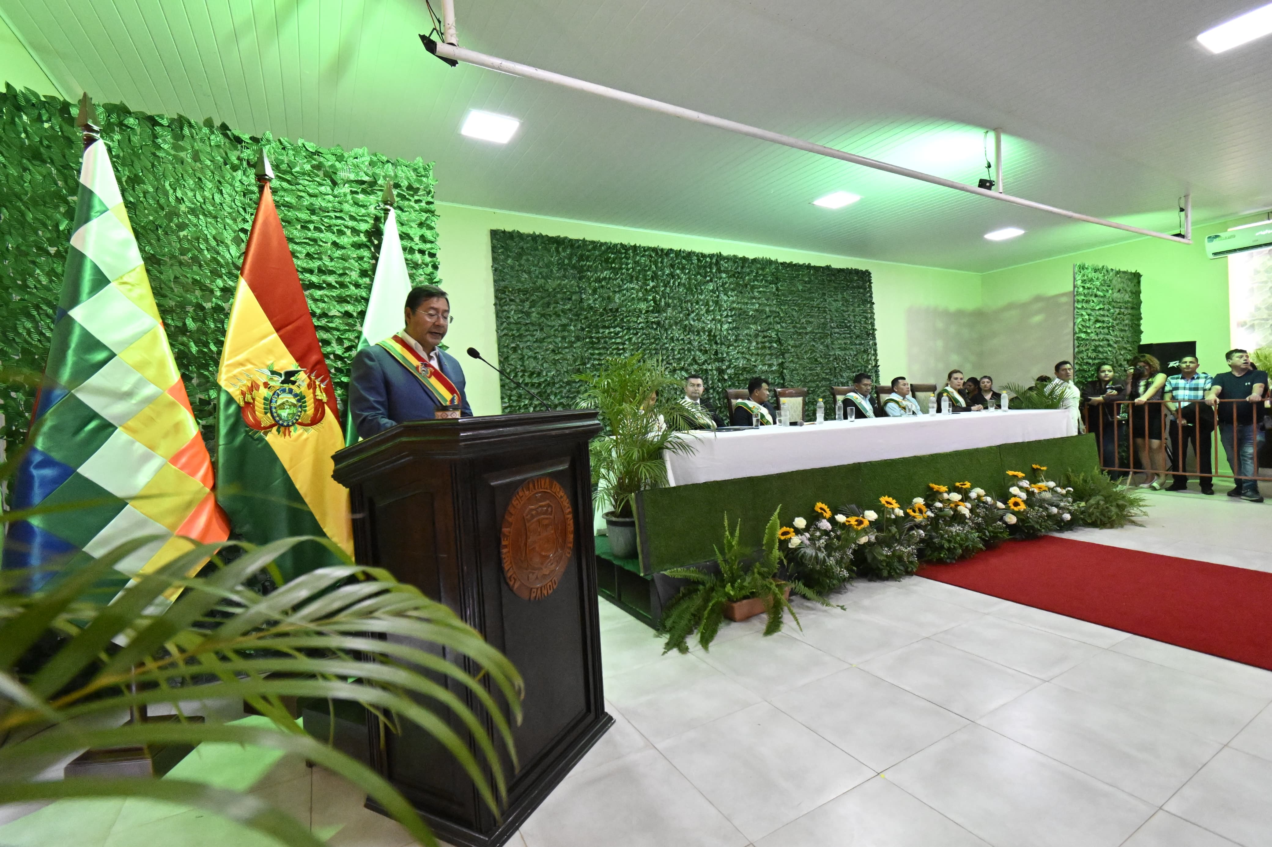 Gobierno proyecta $us 73 millones de ingresos por renta petrolera para Pando y anuncia $us 2 millones en exploración