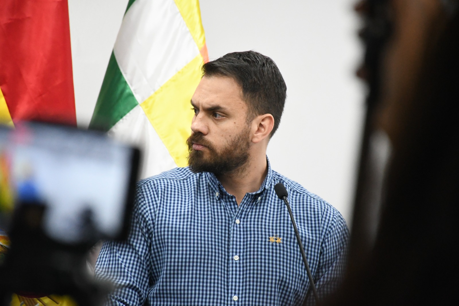 Investigan al director departamental de la FELCN de La Paz por balacera en Desaguadero