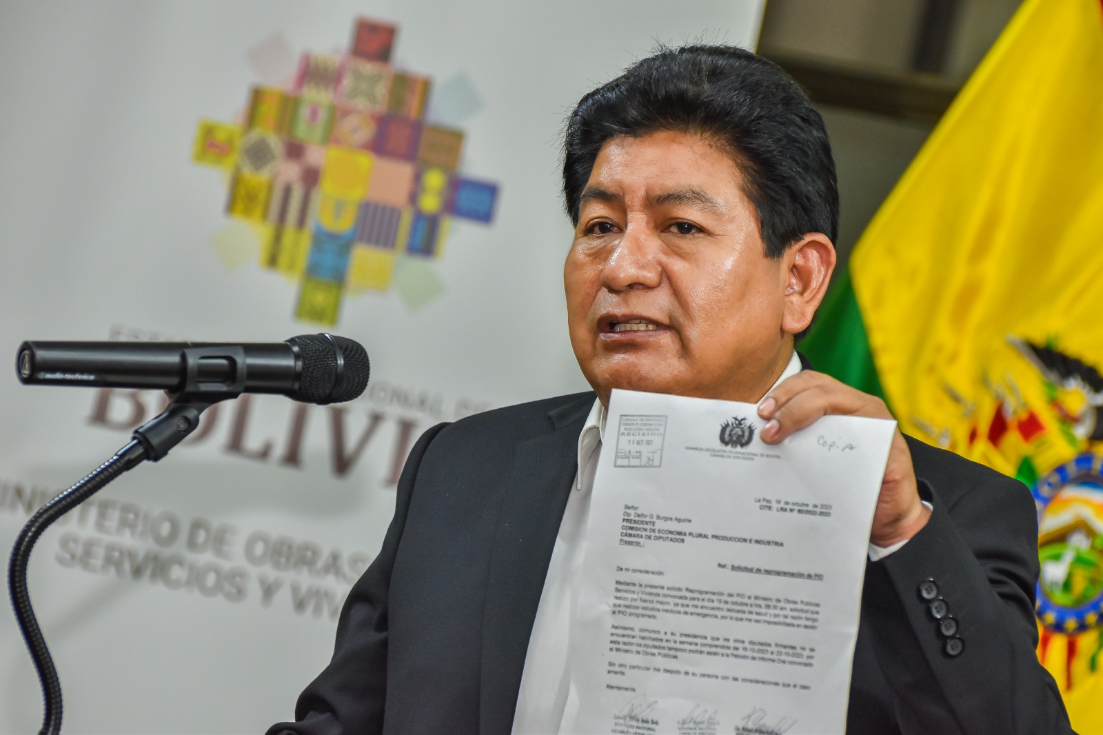 Ministro reitera que “en ningún momento” se restringieron las operaciones de Amaszonas