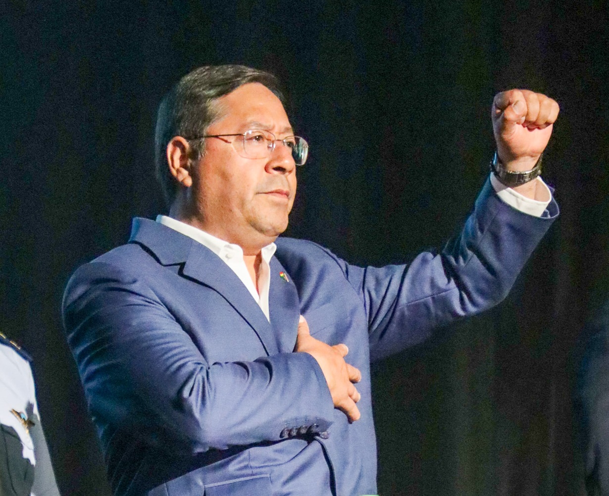 Arce saluda levantamiento de sanciones estadounidenses a Venezuela y demanda que sea total y permanente