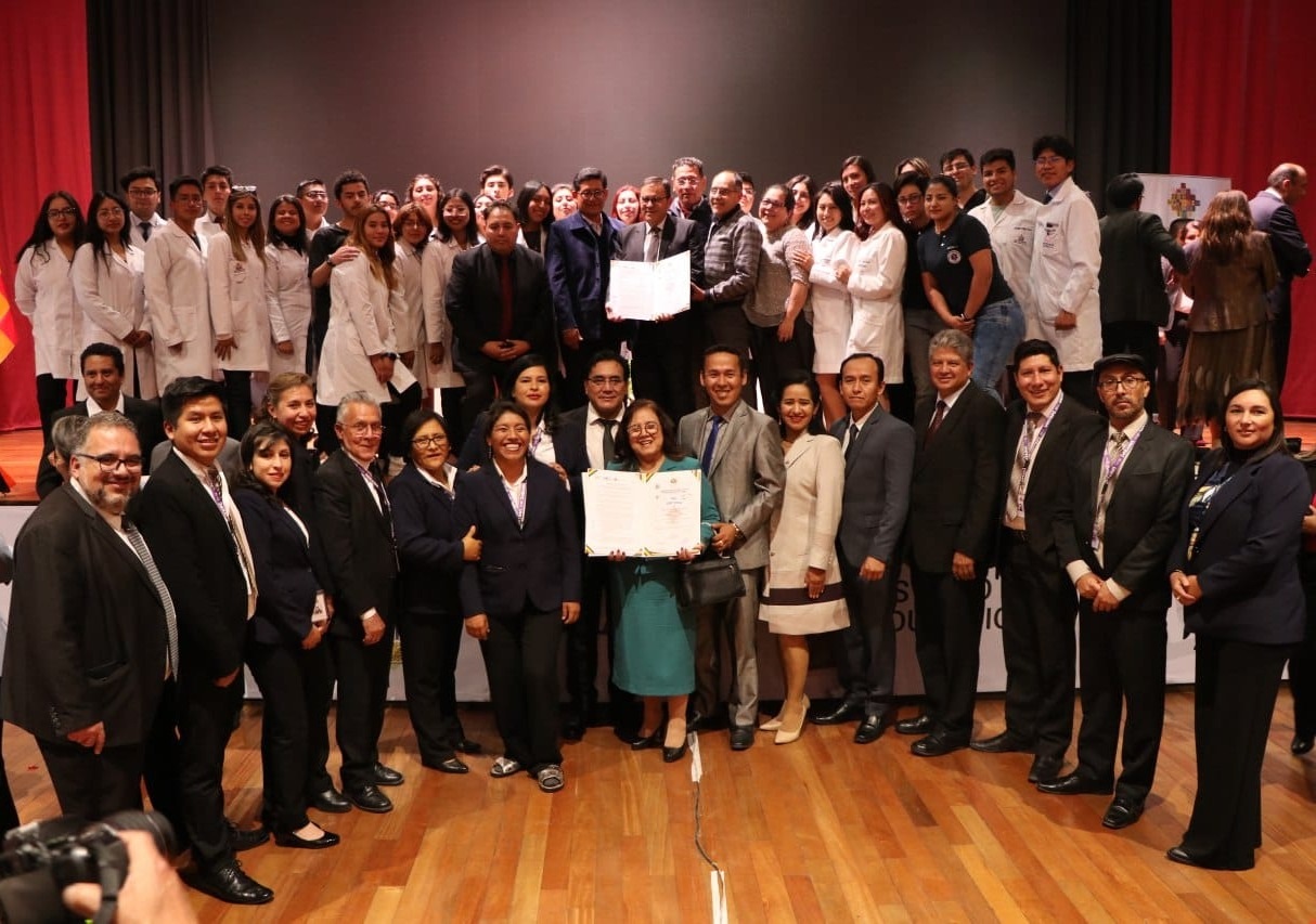 Acreditan calidad académica de 15 universidades públicas y privadas de Bolivia al sistema educativo del Mercosur