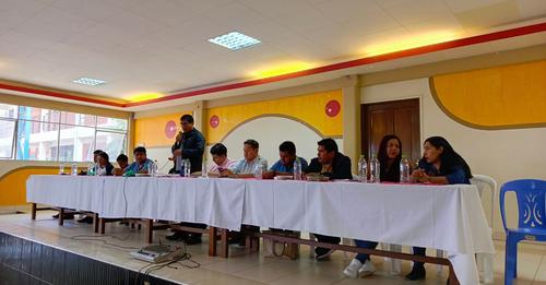 Gobierno garantiza recursos para proyectos de riego en Cochabamba