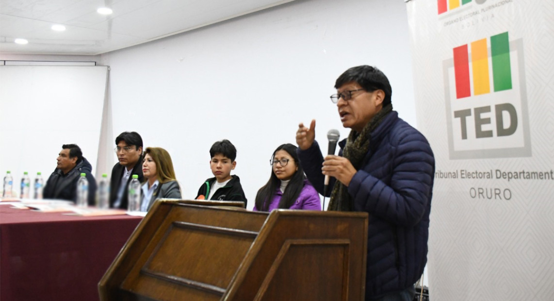 Tribunal Electoral apoya en elección del nuevo Comité de Niñas, Niños y Adolescentes en Oruro