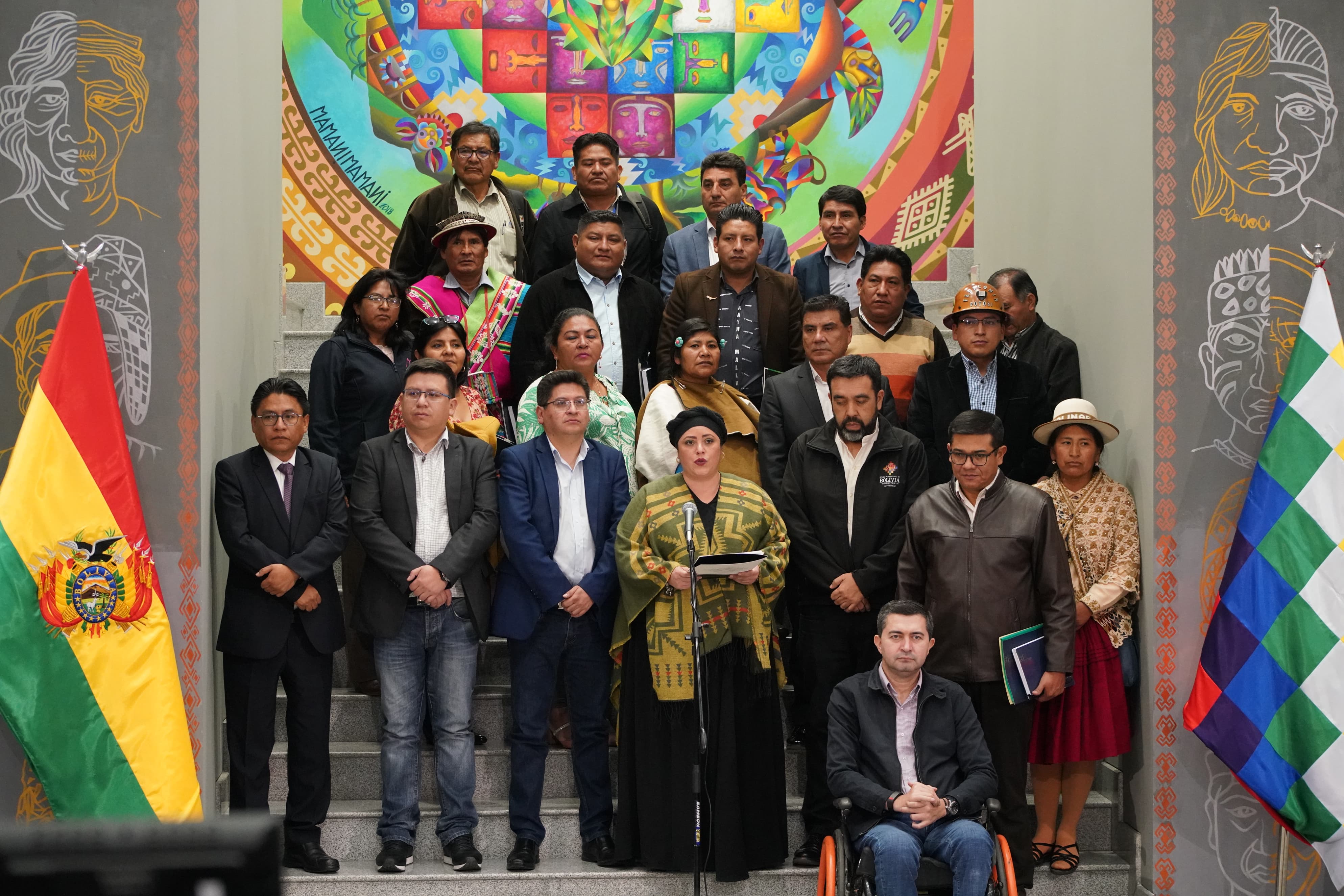 Gobierno nacional y subnacionales le exigen al Legislativo aprobar el proyecto original de presupuesto reformulado