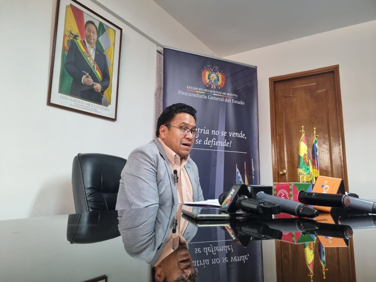 Procurador instruye acciones para salvaguardar el medio ambiente y la Madre Tierra