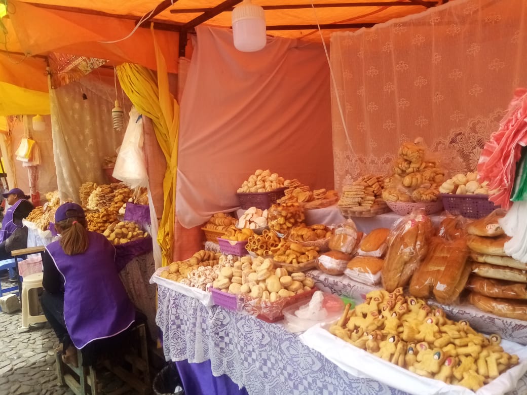 Trabajo dispone tolerancia para el miércoles desde el mediodía y feriado el jueves por Todos Santos