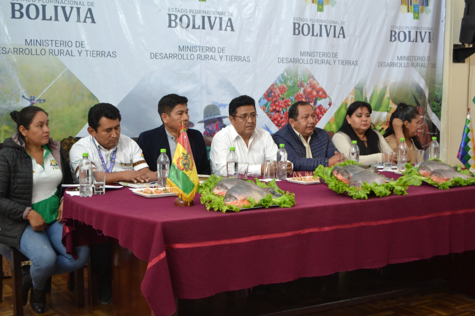 Cuatro municipios de La Paz tendrán módulos piscícolas para potenciar la producción de tambaquí