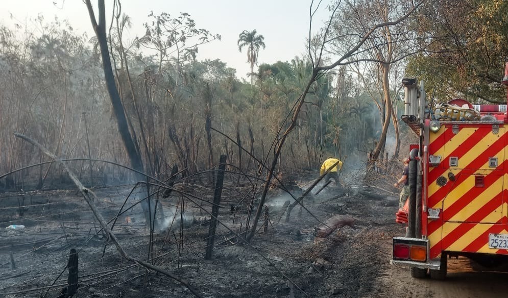 Defensa Civil confirma siete incendios activos en el país, La Paz es el departamento más afectado