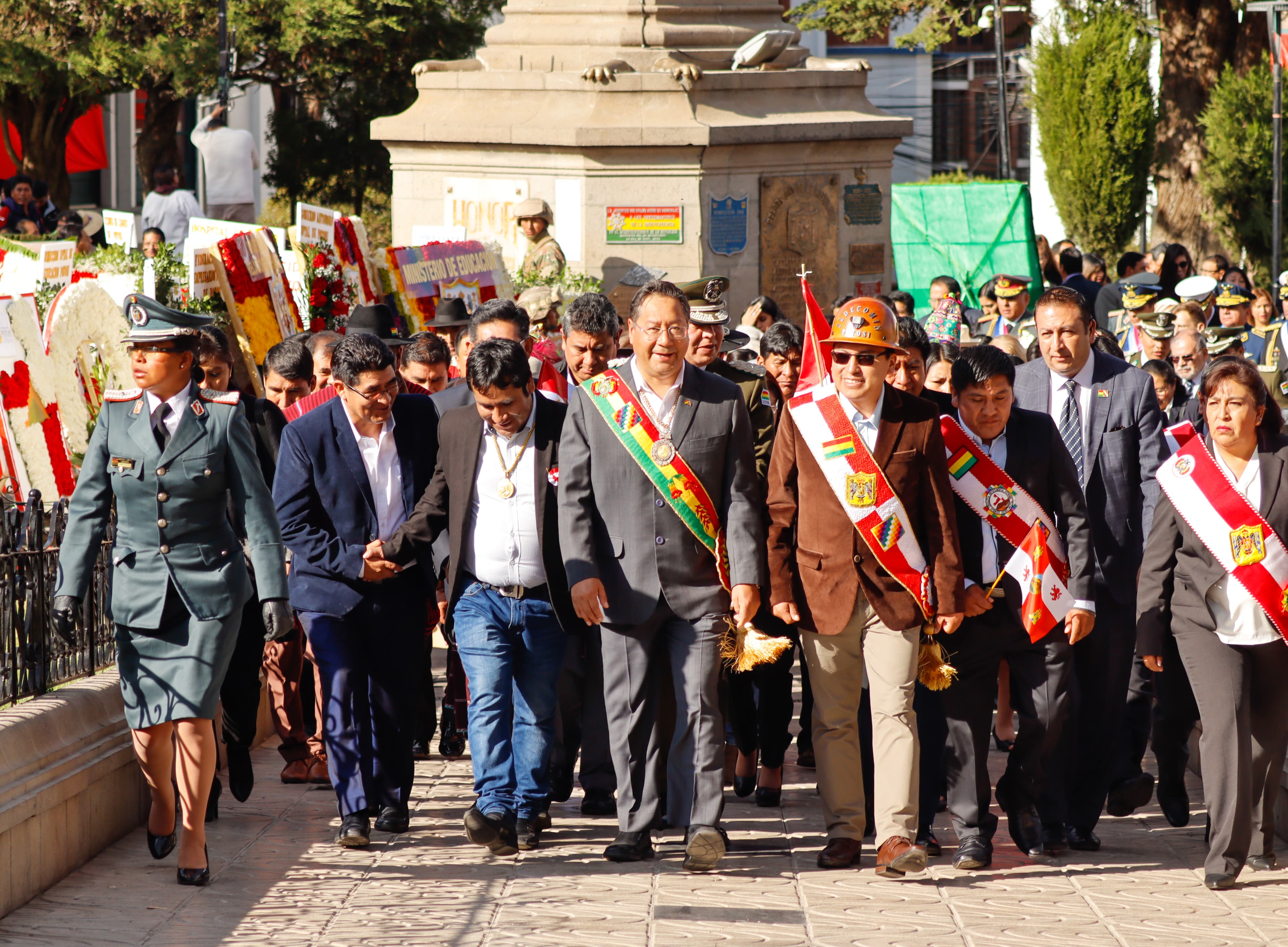 Presidente participa en actos conmemorativos por los 213 años de la gesta libertaria de Potosí