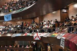 Con votos de “evistas” y de la oposición fue rechazado el presupuesto reformulado en el Legislativo