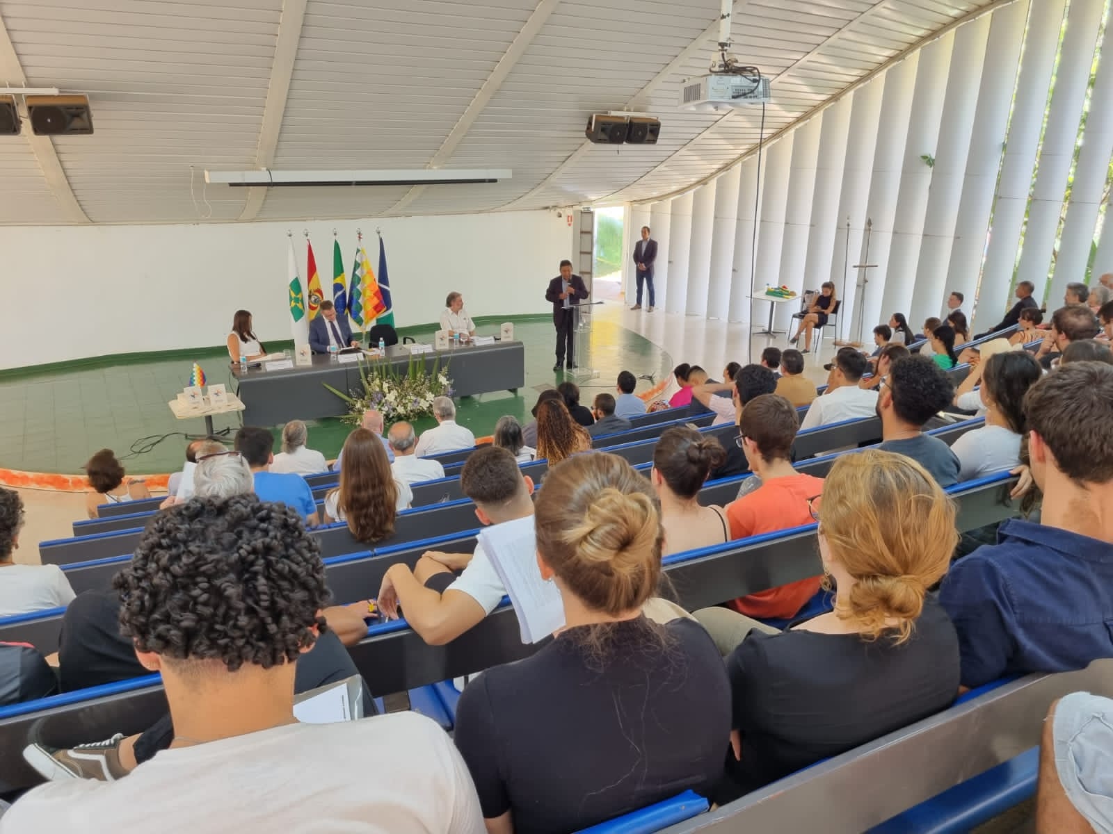 Vicepresidente plantea en Brasil la “Geapolítica del Vivir Bien” como alternativa a la crisis capitalista 