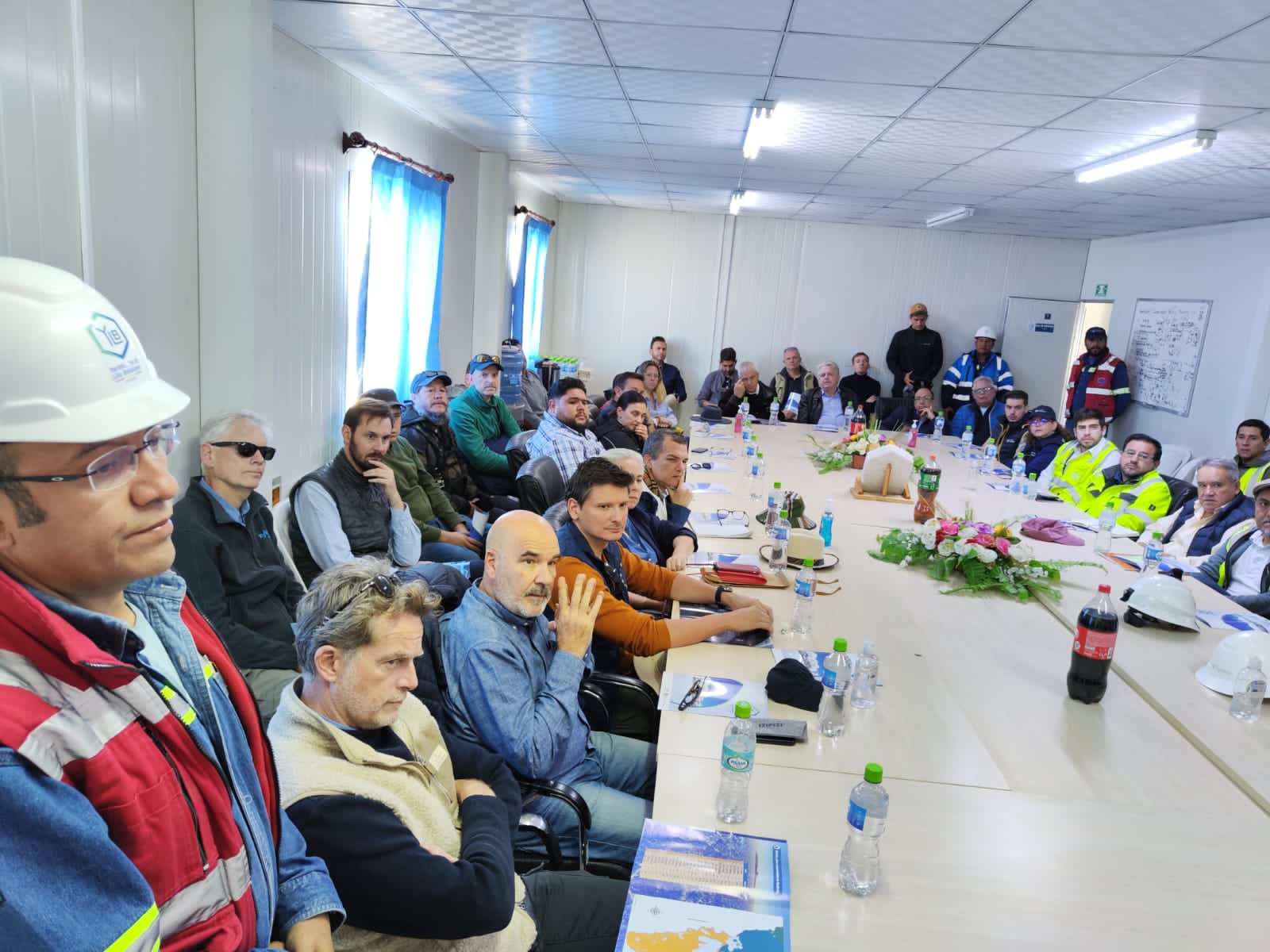 Inversionistas europeos llegan a Bolivia para evaluar oportunidades de negocios en el sector litio