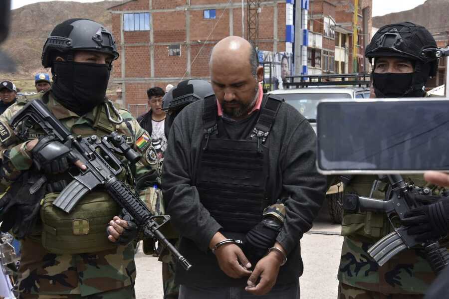 Bolivia entrega a Perú a narcotraficante mexicano