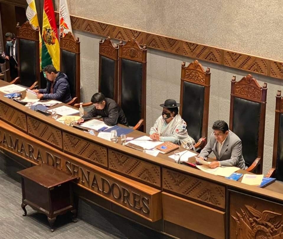 Comisión aprueba el PGE 2024 y el pleno del Senado lo trata este lunes