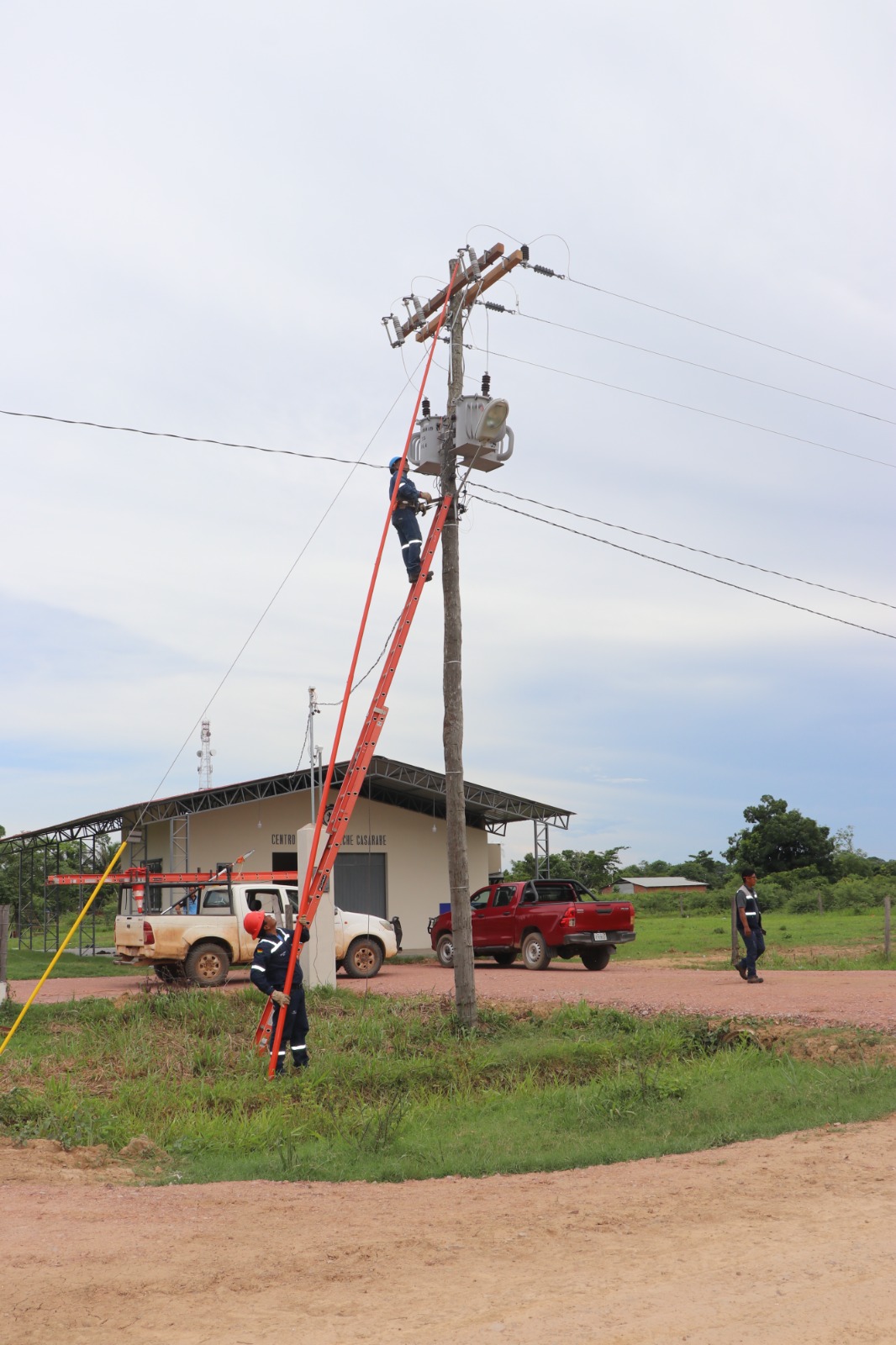 El proyecto de ampliación de electrificación de media tensión. Foto: ENDE.