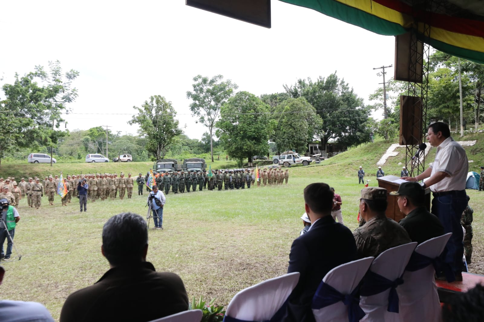 Presidente Arce inicia erradicación de coca excedentaria y llama a la comunidad internacional sumarse a esta lucha soberana