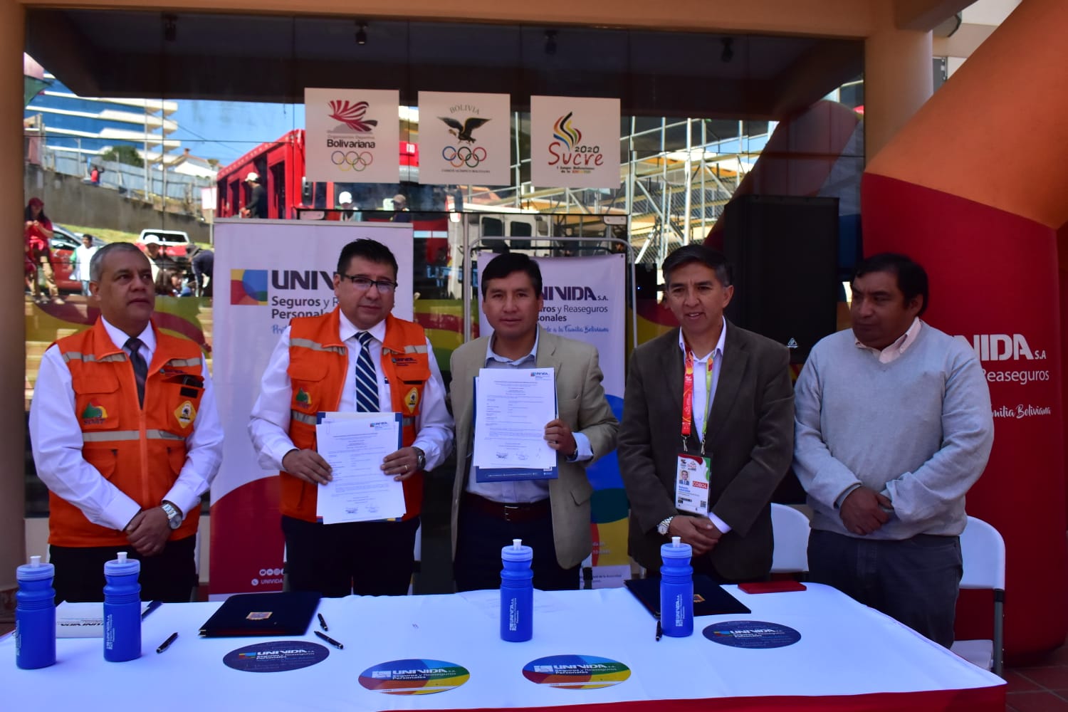 Univida otorga pólizas de seguro a deportistas que participan en los Juegos Bolivarianos en Sucre