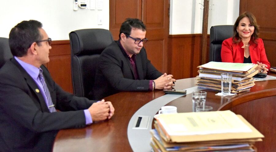 Nuria Gonzales asume magistratura en el Tribunal Supremo de Justicia