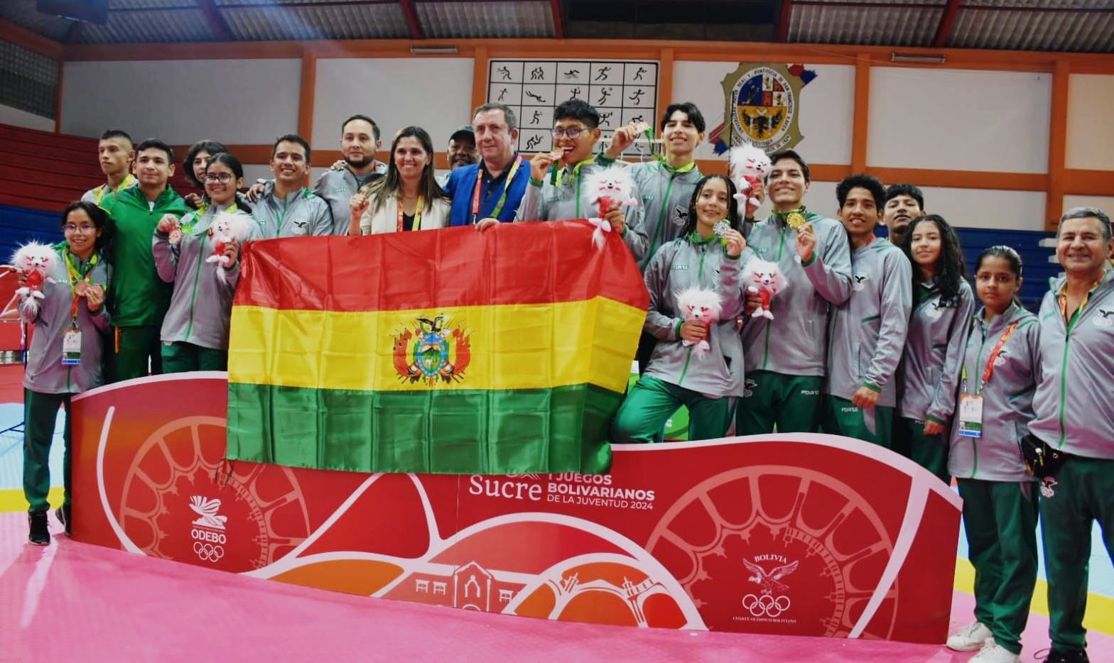 Bolivia brilla en Taekwondo con medallas de oro, bronce y plata