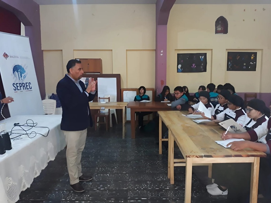 Seprec inicia en Chuquisaca programa para fomentar el espíritu emprendedor en estudiantes