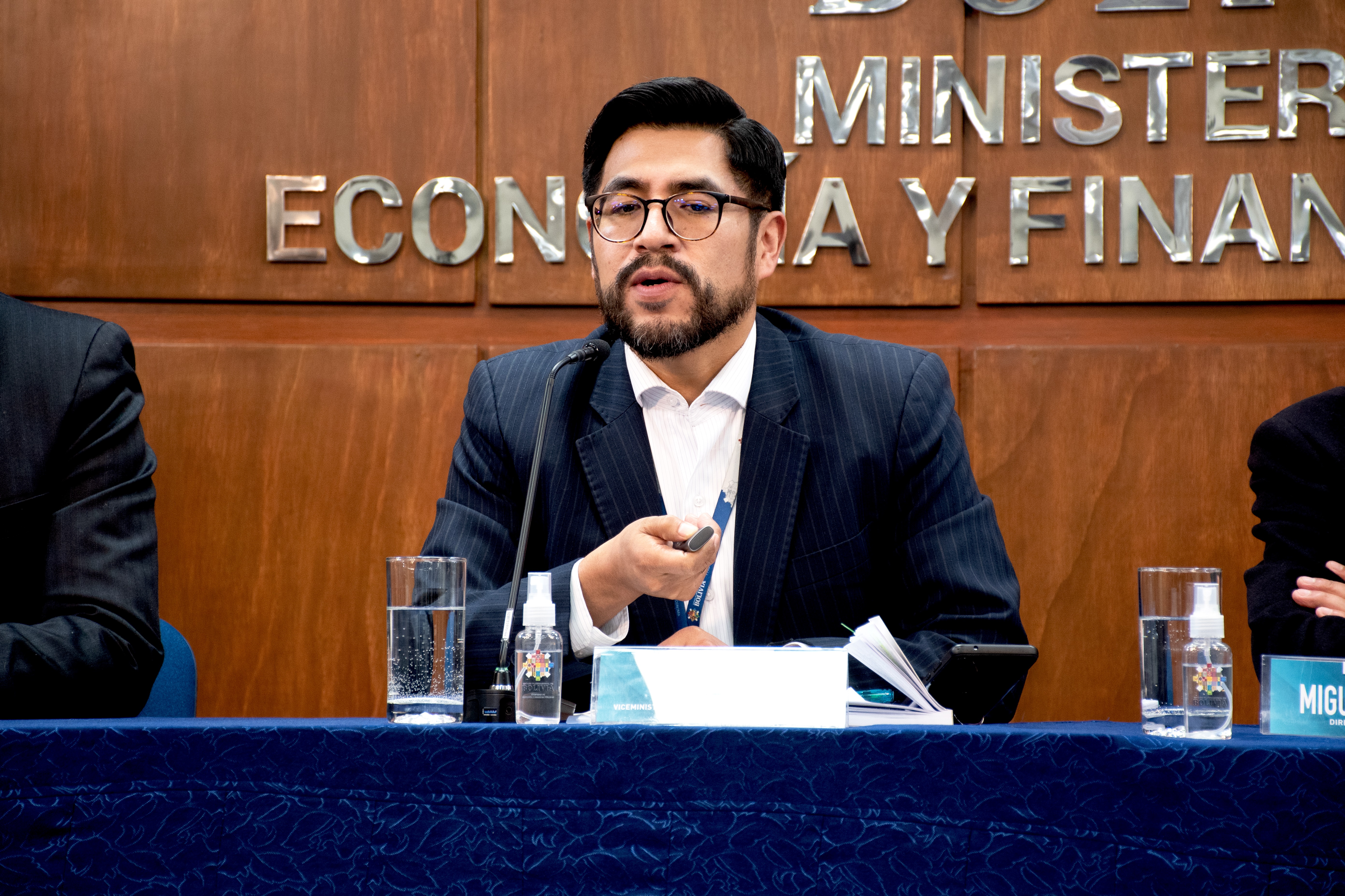 Gobierno insiste en que Proyecto de Ley 035 no establece jubilación forzosa y rechaza paro médico