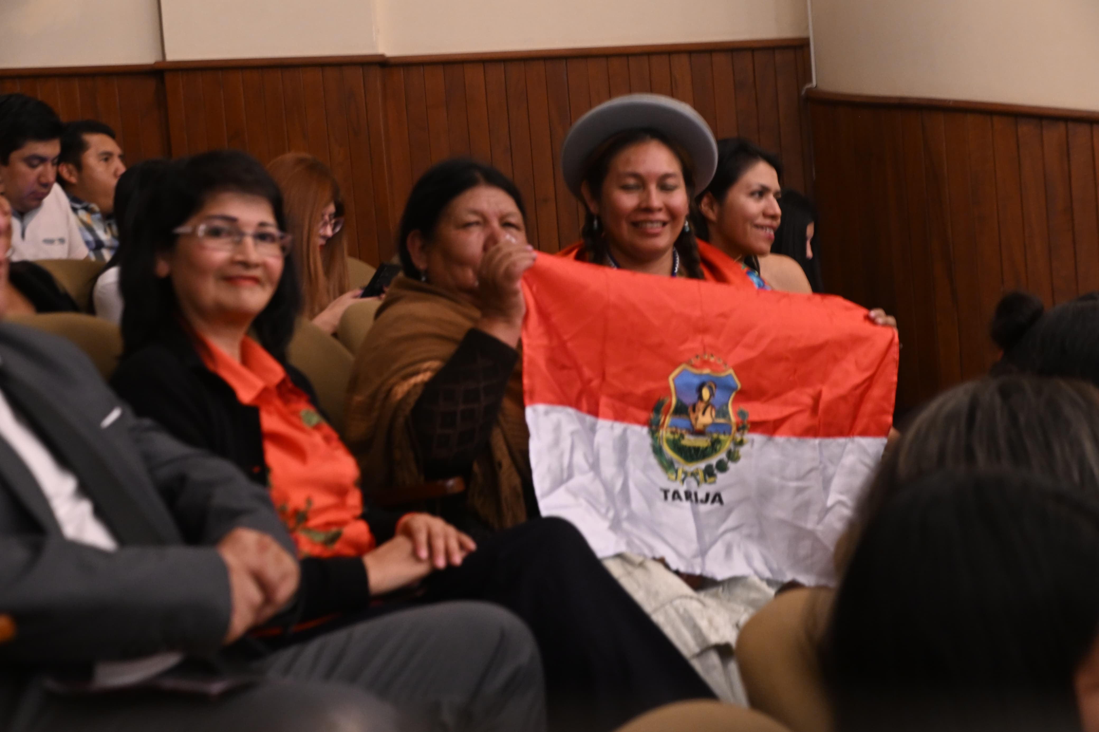 Presidente anuncia millonaria inversión en viviendas, represas e industrias para Tarija durante esta gestión