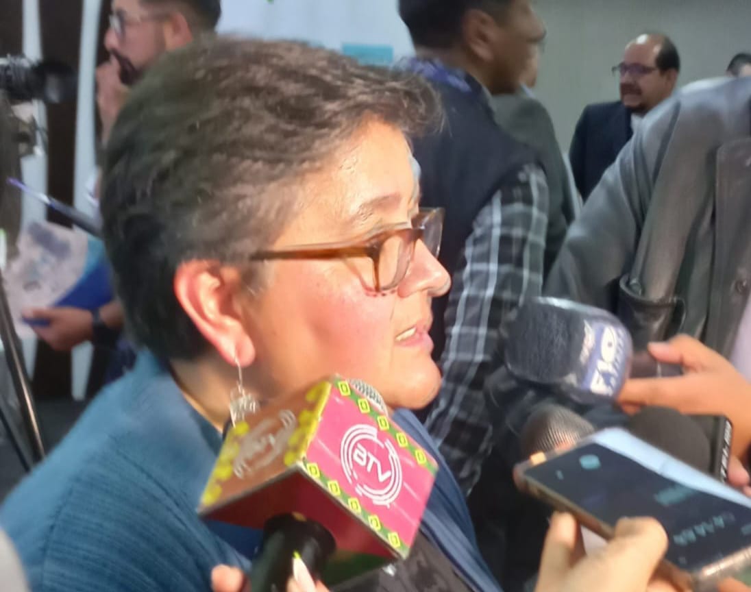 Ministra de Trabajo califica de “ilegal” movilización del magisterio urbano