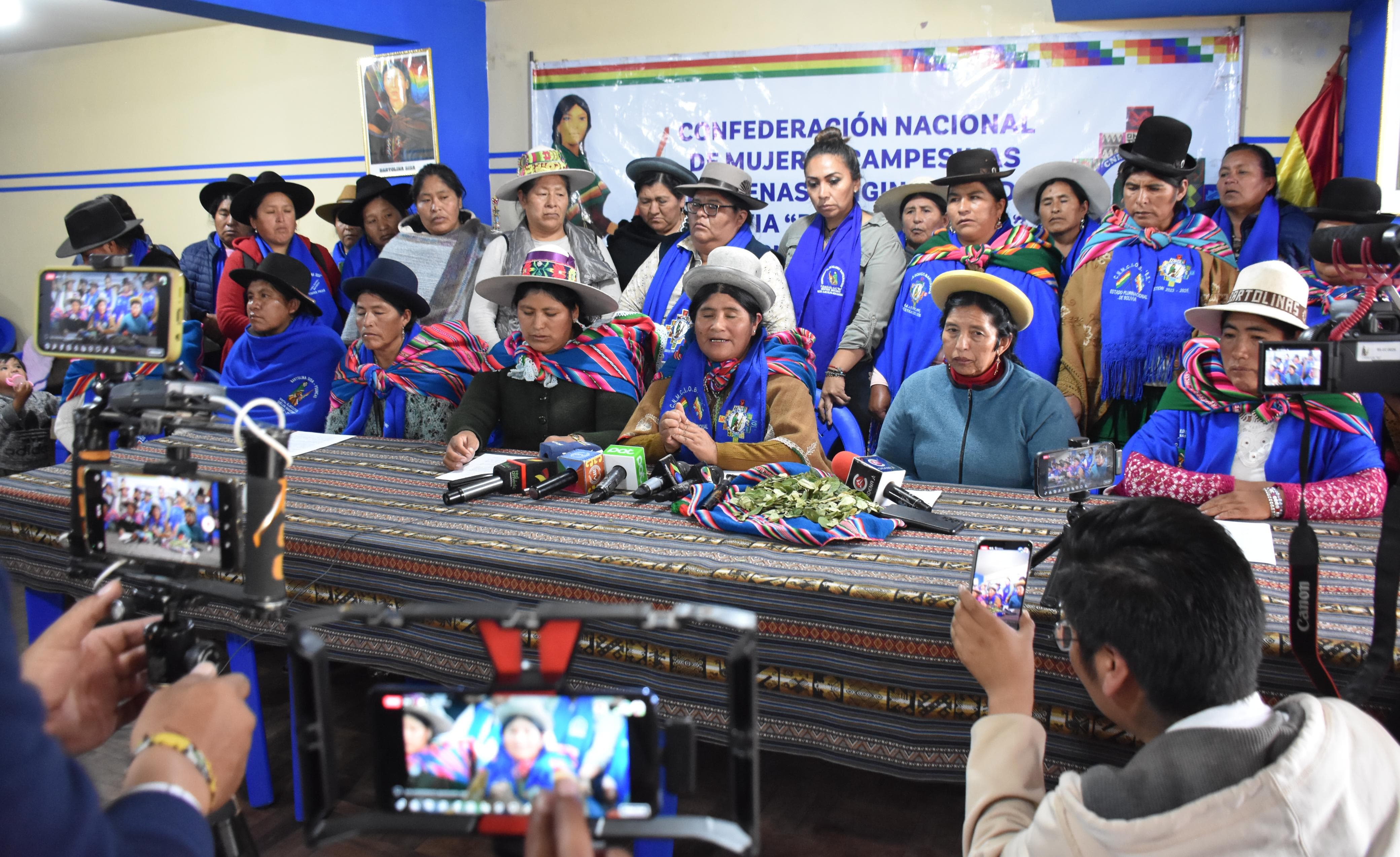 Dirigencia de las “Bartolinas” ratifica legalidad de su elección y confirma 250 delegadas para el congreso del MAS en El Alto