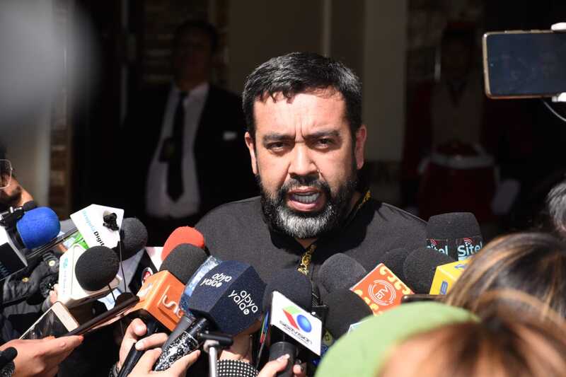 Viceministro afirma que seguidores de Morales remedan a Camacho y que “están desesperados” por adelantar las elecciones