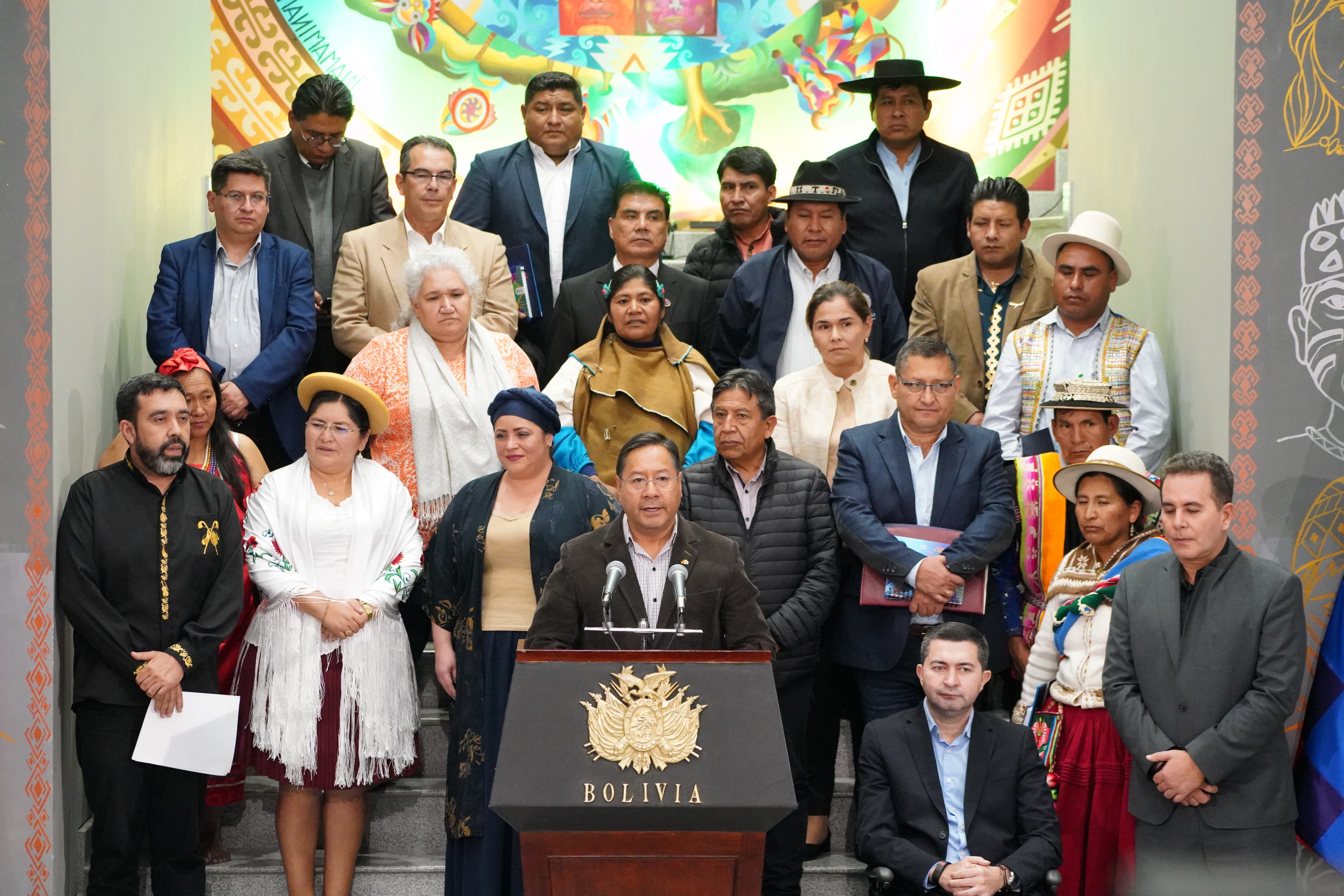 Consejo de Autonomías se declara en estado emergencia por bloqueo económico y demanda al Legislativo aprobar créditos