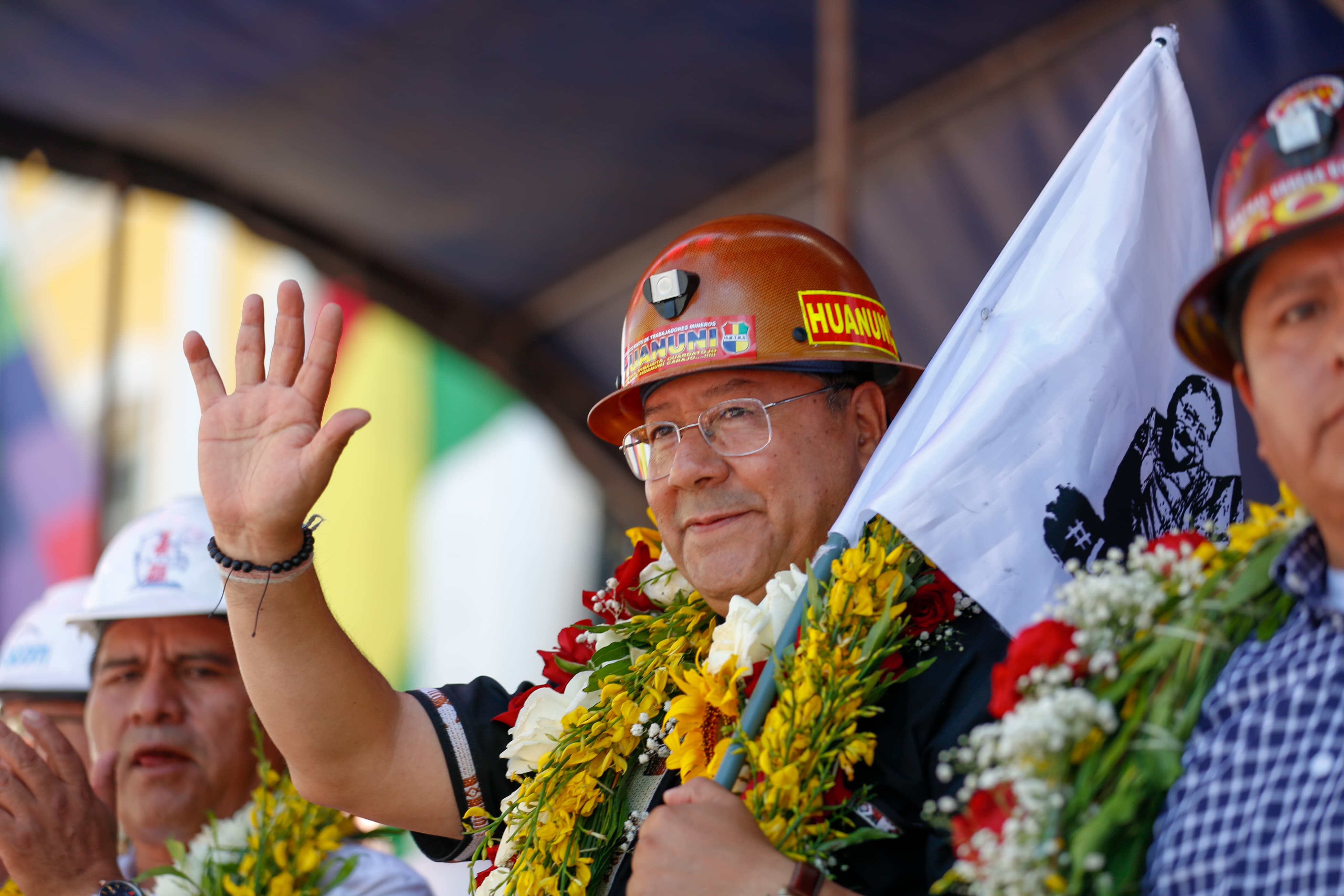 Presidente denuncia que la “nueva derecha” quiere pisotear a las verdaderas organizaciones sociales para satisfacer su sed de poder