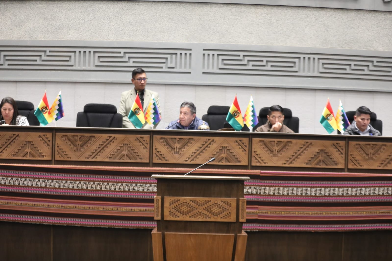 Asamblea prolonga hasta el viernes cuarto intermedio para tratar preselección de candidatos judiciales